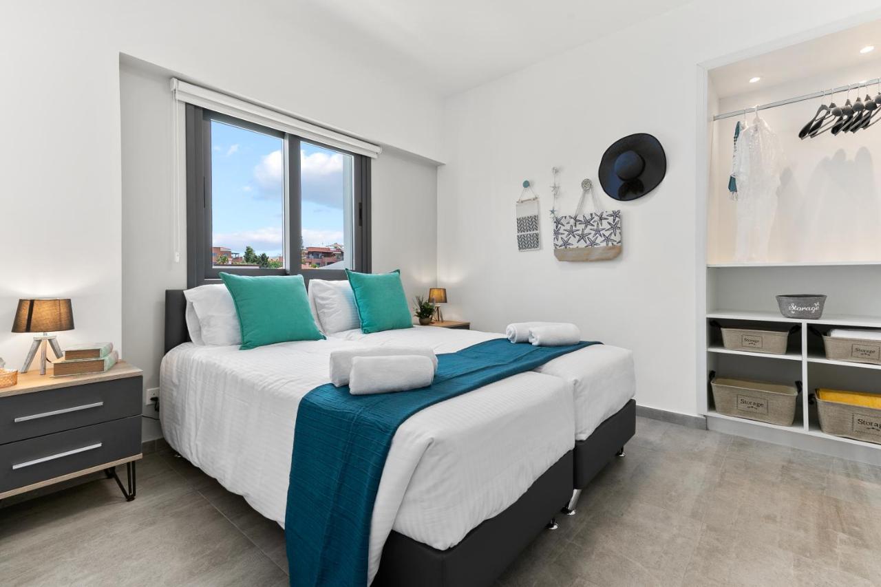 Dreamy 2 Bed Apartment By The Sea Paphos Esterno foto